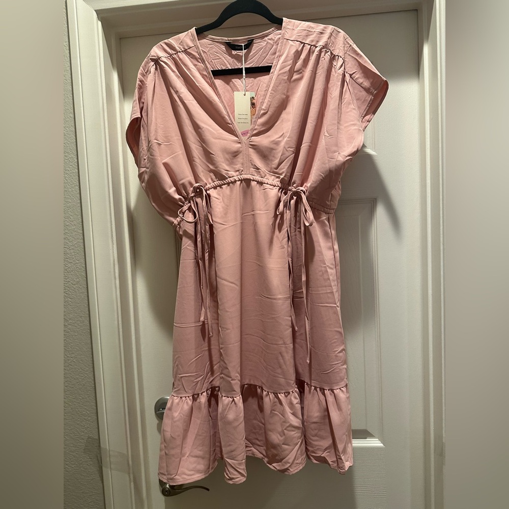Elegant Pink Dress by Dokotoo